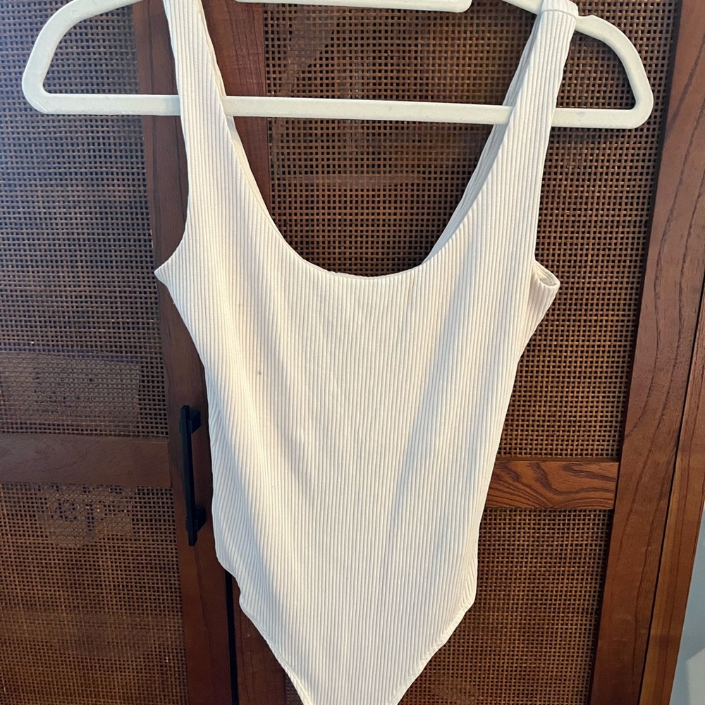 H&M Cream Ribbed Bodysuit